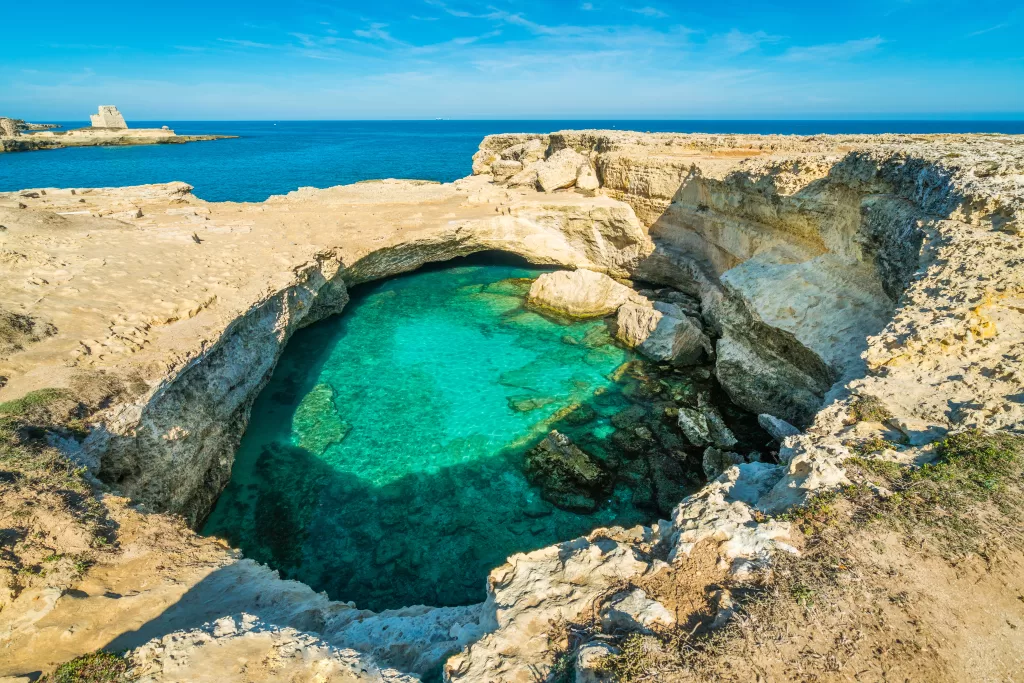 Grotta Della Poesia Puglia