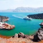 Cele mai frumoase 15 plaje din Santorini Plaja Nea Kameni